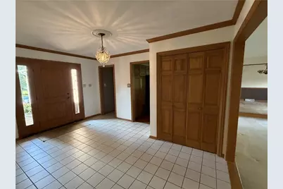 110 Chapel View Dr, Hempfield Township, PA 15601 - Photo 7