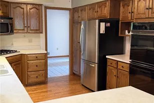 110 Chapel View Dr, Hempfield Township, PA 15601 - Photo 11