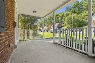 863 Middle Rd, Baldwin Twp, PA 15234 - Photo 7
