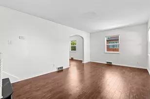 705 Greenlee Rd, Pittsburgh, PA 15227 - Photo 9