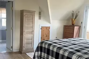 2133 E Beckert Ave, Pittsburgh, PA 15212 - Photo 9