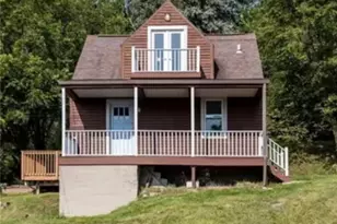 2133 E Beckert Ave, Pittsburgh, PA 15212 - Photo 1
