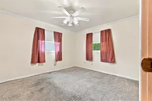 915 Clarksville Rd, Hermitage, PA 16148 - Photo 17