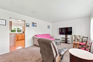 915 Clarksville Rd, Hermitage, PA 16148 - Photo 7