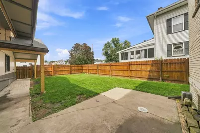 302 Jefferson St, Rochester, PA 15074 - Photo 3