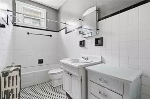 411 E 9th Ave, Homestead, PA 15120 - Photo 25