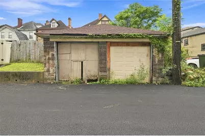 411 E 9th Ave, Munhall, PA 15120 - Photo 37