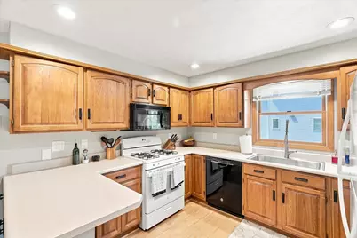 41 Glenmore Ave, Pittsburgh, PA 15229 - Photo 13