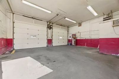 775 W Chestnut St, Washington, PA 15301 - Photo 17
