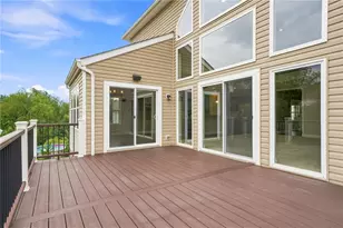 321 Hunters Field Cir, Jefferson Hills, PA 15025 - Photo 3