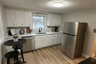 9 E Gaskill Ave, Jeannette, PA 15644 - Photo 9