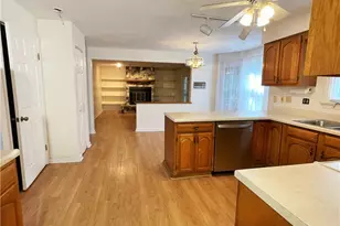 16 Windsor Ct, Scott Township, PA 15220 - Photo 15