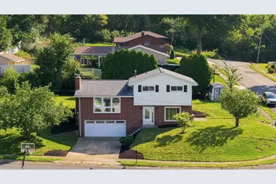1106 Fairlane Dr, Hopewell Township, PA 15001 - Photo 1