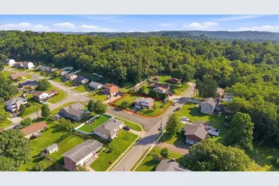 1106 Fairlane Dr, Hopewell Township, PA 15001 - Photo 29
