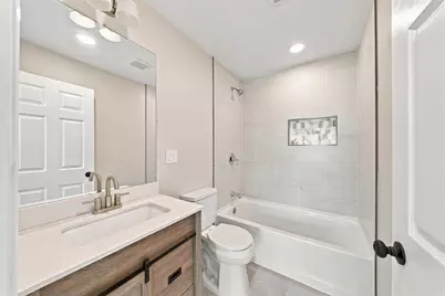 1106 Fairlane Dr, Hopewell Township, PA 15001 - Photo 15