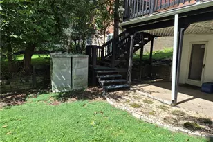 3947 Meadowbrook Blvd, Pittsburgh, PA 15227 - Photo 21