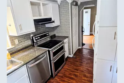 3947 Meadowbrook Blvd, Pittsburgh, PA 15227 - Photo 7
