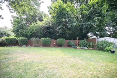 105 Viennese Drive, Pittsburgh, PA 15209 - Photo 3