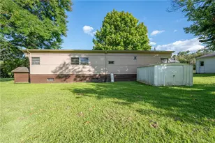 212 Victory St, Derry Township, PA 15717 - Photo 5