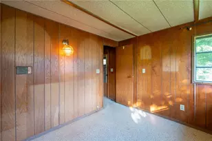 212 Victory St, Derry Township, PA 15717 - Photo 19