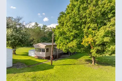 212 Victory St, Derry Township, PA 15717 - Photo 25
