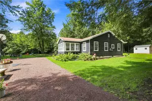 131 Rainbows End Ln, Summit Township, PA 15552 - Photo 3