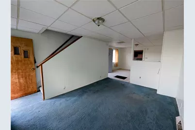 108 Kohler Ave, Twp of But SW, PA 16045 - Photo 9