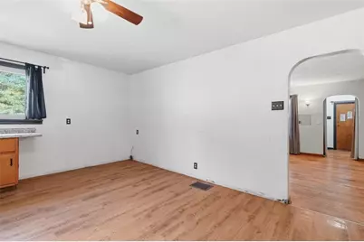 1114 Daisy Ln, Moon/Crescent Twp, PA 15046 - Photo 9