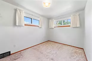 28 Monte Carlo Rd, Pittsburgh, PA 15239 - Photo 21