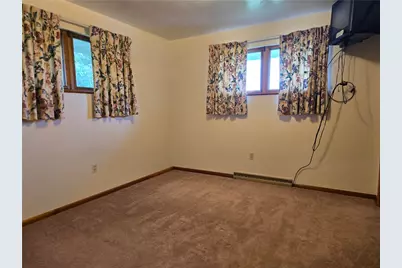 180 Church Rd, Somerset Twp, PA 15330 - Photo 13