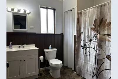 710 Irving Street, Vandergrift, PA 15690 - Photo 9