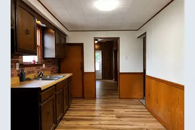 710 Irving Street, Vandergrift, PA 15690 - Photo 5