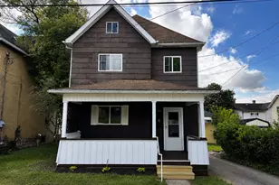 710 Irving St, Vandergrift, PA 15690 - Photo 1