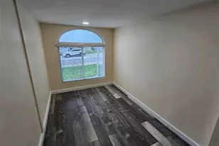 445 Ohio Ave, Rochester, PA 15074 - Photo 7
