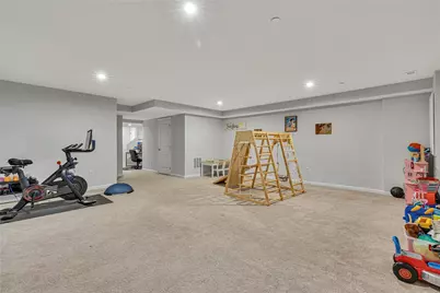 2056 Cade Dr, Center Township, PA 15061 - Photo 27