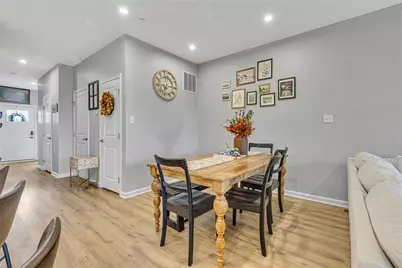 2056 Cade Dr, Center Township, PA 15061 - Photo 5