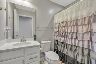 2056 Cade Dr, Center Township, PA 15061 - Photo 23