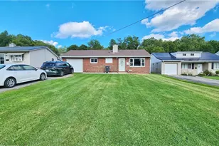 1023 Aetna Dr, Ellwood City, PA 16117 - Photo 1