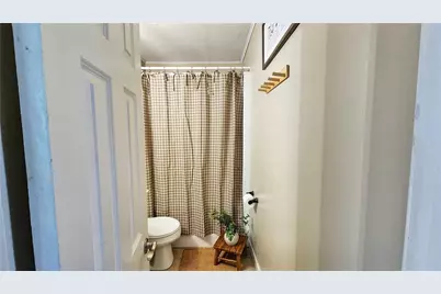 1023 Aetna Dr, Ellwood City, PA 16117 - Photo 17