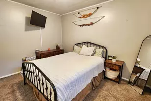 1023 Aetna Dr, Ellwood City, PA 16117 - Photo 21