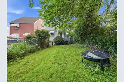 7909 Lloyd Ave, Pittsburgh, PA 15218 - Photo 17