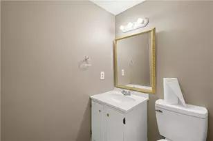 108 Springwater Ct, Moon/Crescent Twp, PA 15108 - Photo 31