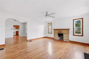 3710 Tamarack Dr, South Pymatuning Township, PA 16150 - Photo 5