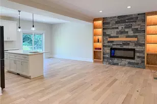 208 Grant Ave, Ross Twp, PA 15237 - Photo 9