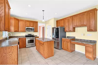 111 Walnut Dr, Robinson Twp, PA 15136 - Photo 15