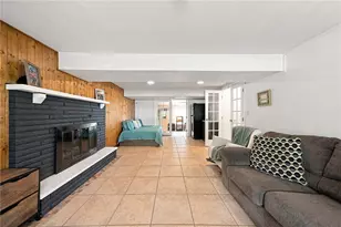 908 Sunset Dr, Hempfield Township, PA 15601 - Photo 21
