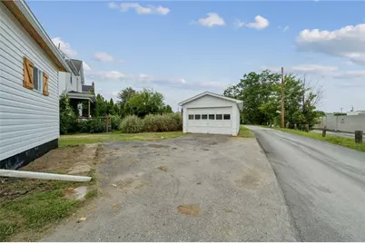 524 Brinker Ave, Latrobe, PA 15650 - Photo 29