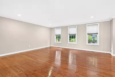 1066 Woodlawn Dr, North Strabane, PA 15317 - Photo 3