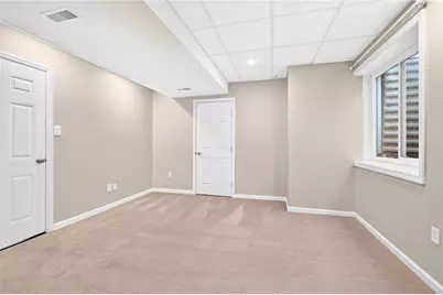 1066 Woodlawn Dr, North Strabane, PA 15317 - Photo 35