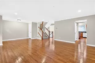 1066 Woodlawn Dr, North Strabane, PA 15317 - Photo 7